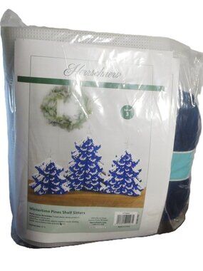 Herrschners Craft Kit Wintertime Pines Manuf Sealed Holiday Decor